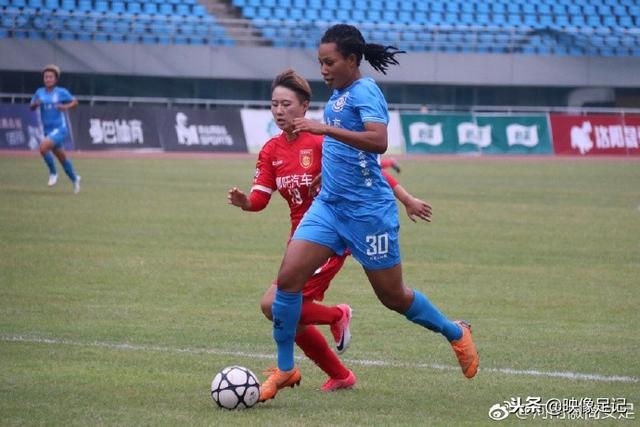 北理工助理教授因极端女权言论课程停讲引发争议